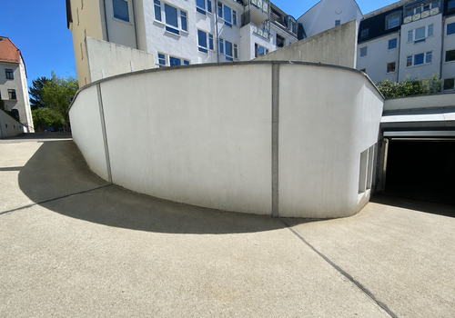 Auffahrt von der Tiefgarage