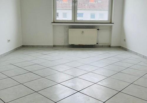 Schlafzimmer frisch renoviert