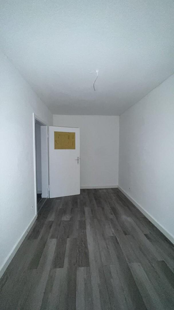 Büro / Kind 2