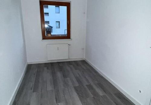 Büro / Kind 2