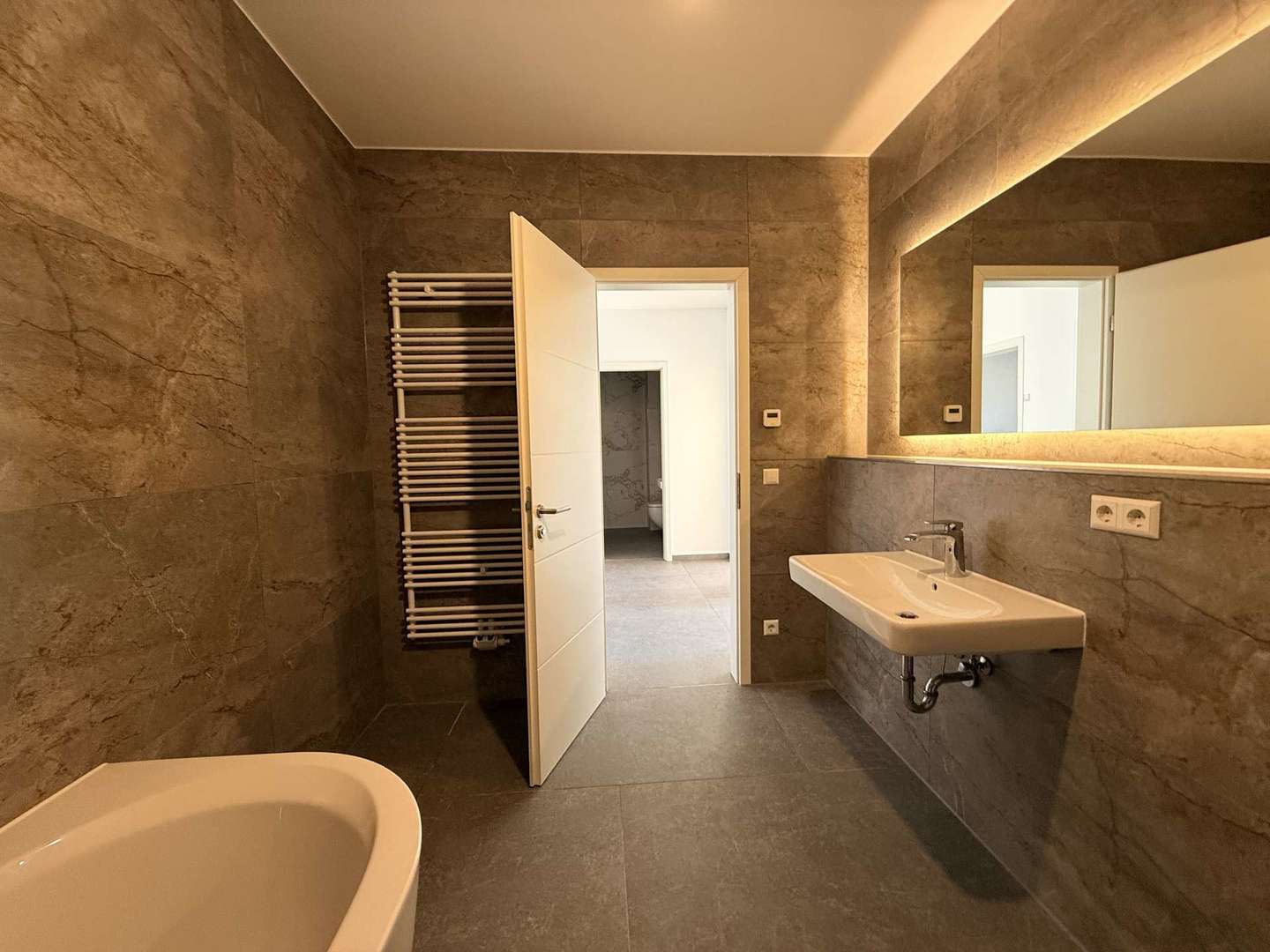 Badezimmer 2