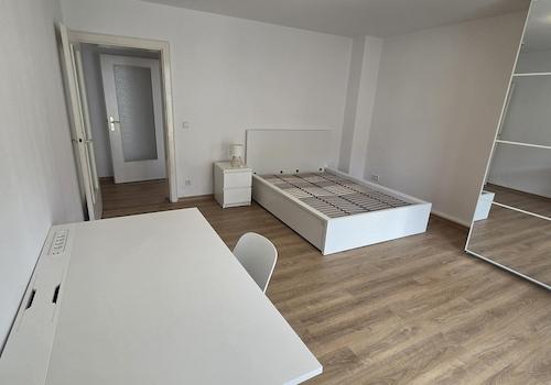 Großes Zimmer I