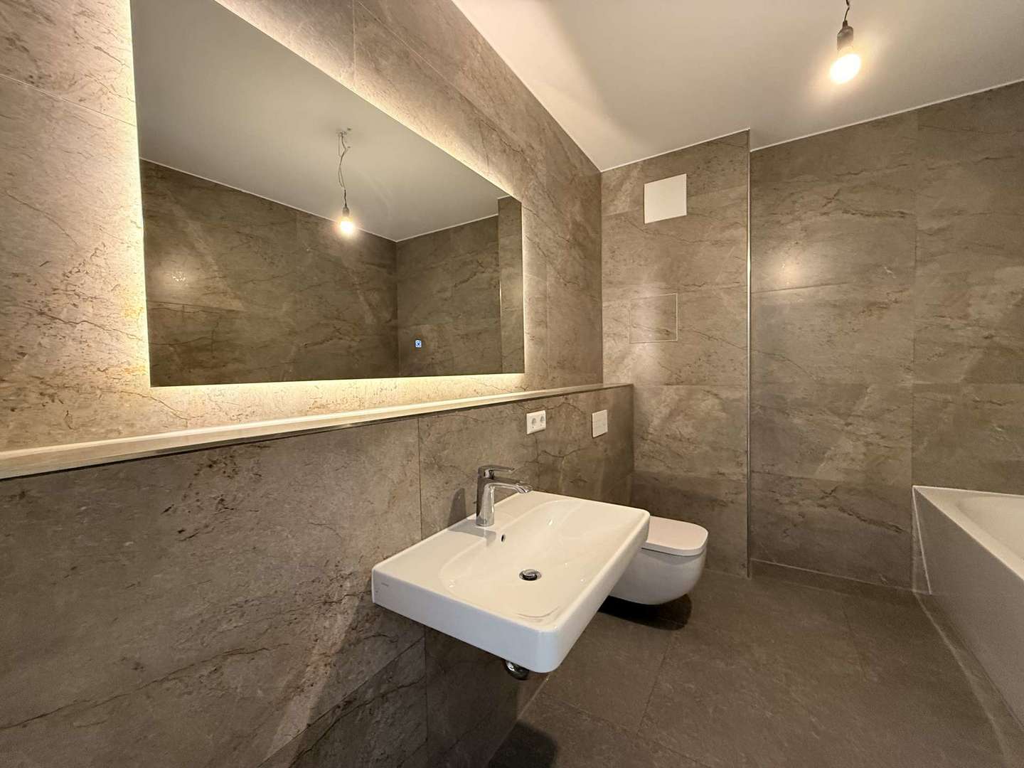 Badezimmer 2