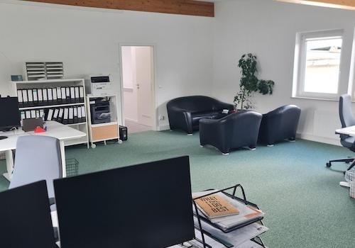 Büro 1