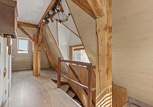 DG Treppe