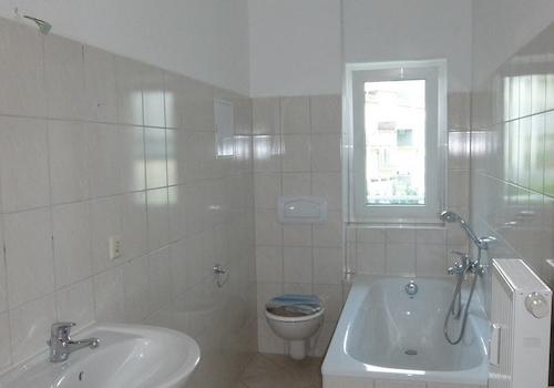 Badezimmer mit Wanne