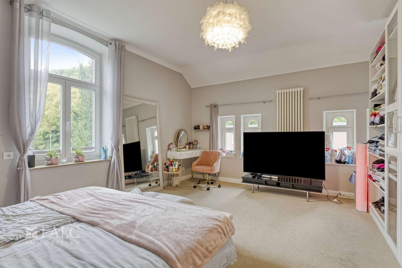 Schlafzimmer 2. OG