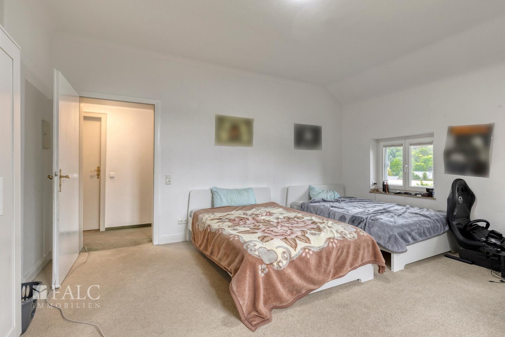 Schlafzimmer DG