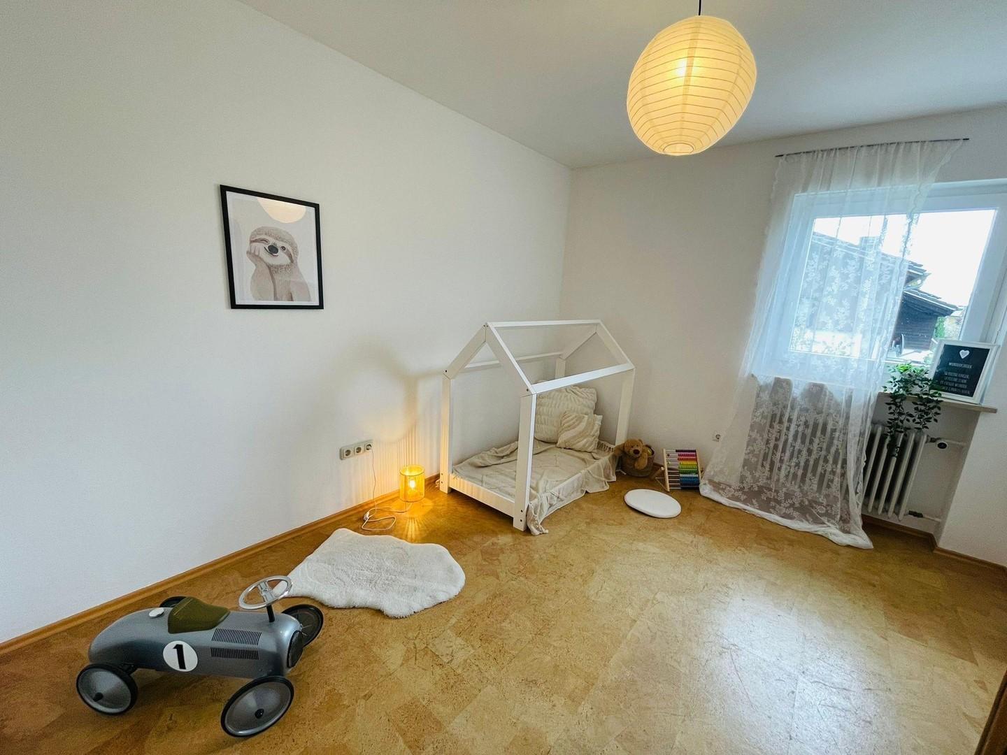 Schlafzimmer 1