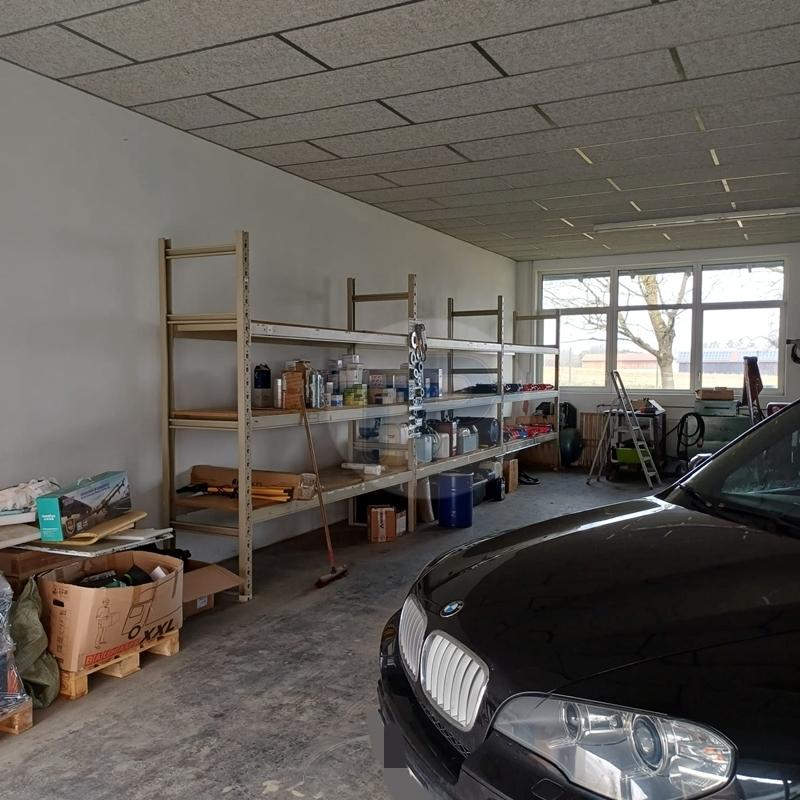 Garage (2)