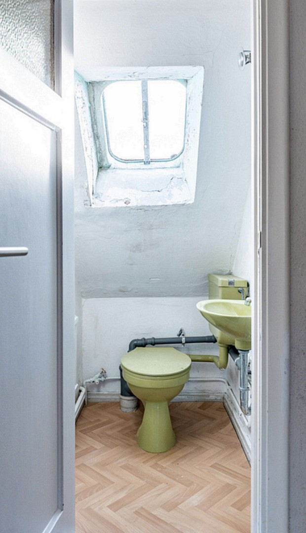 DG WC