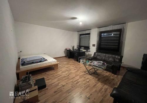 Wohnzimmer KG