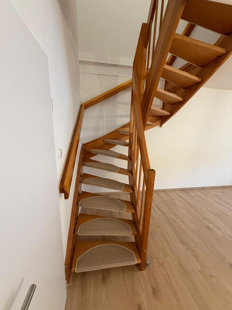 Treppe ins DG
