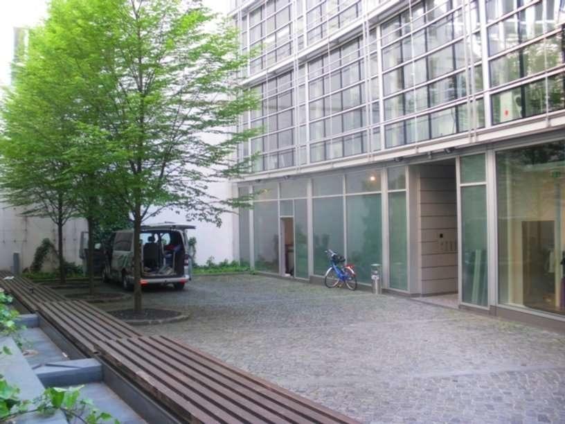 Hof 2