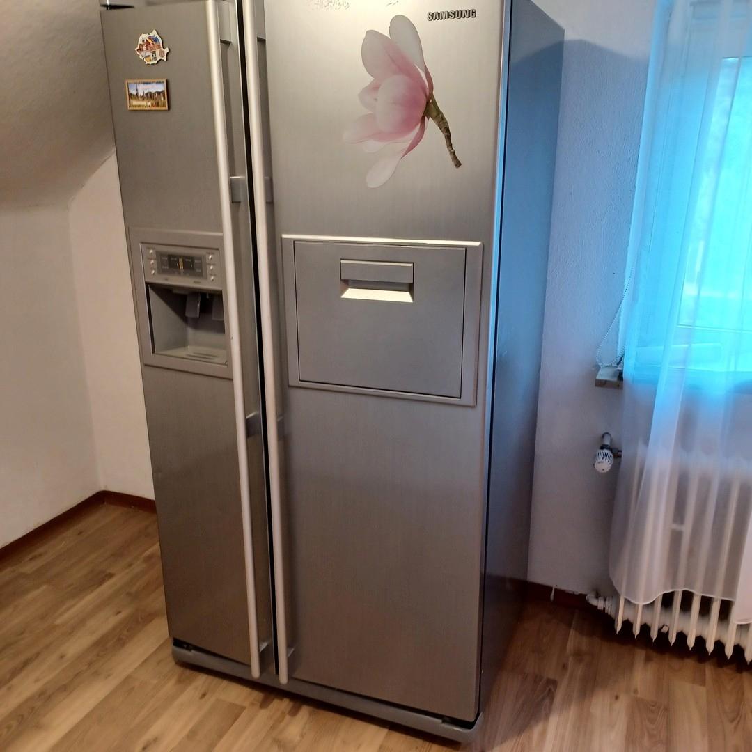 Kühlkombination in der Küche