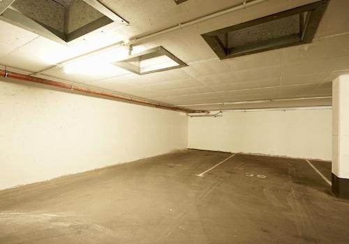 Tiefgaragenstellplatz