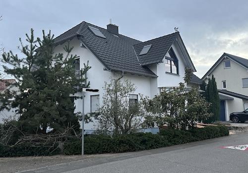 Lage Eckgrundstück
