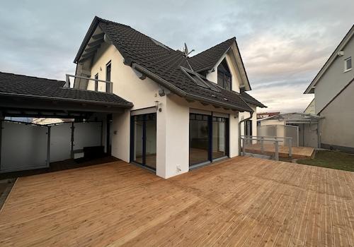 Haus Gartenansicht