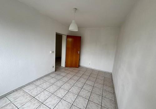 Kinder-/Arbeitszimmer