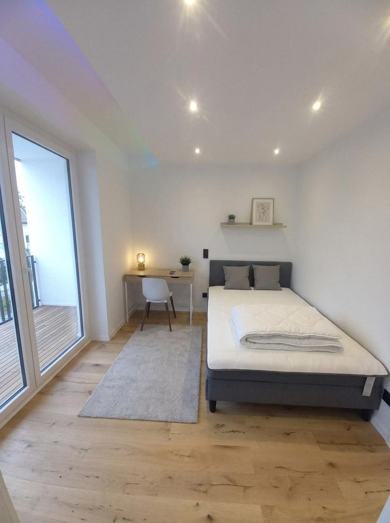 Zimmer 1 mit Balkon