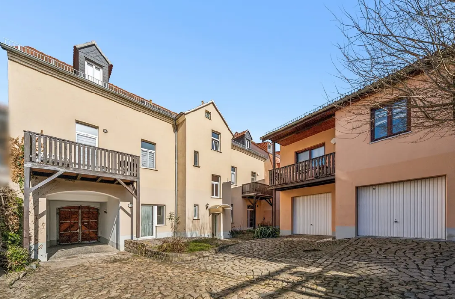 Vorderhaus Rückseite