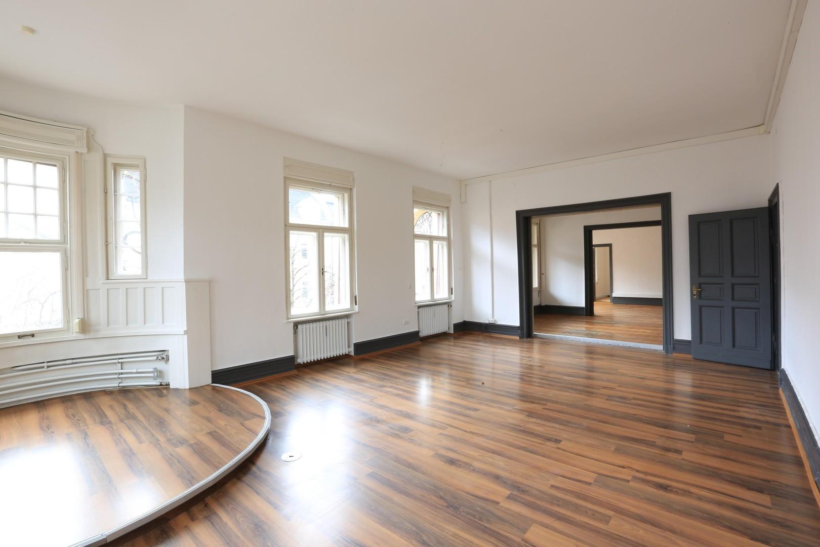 Büro 4