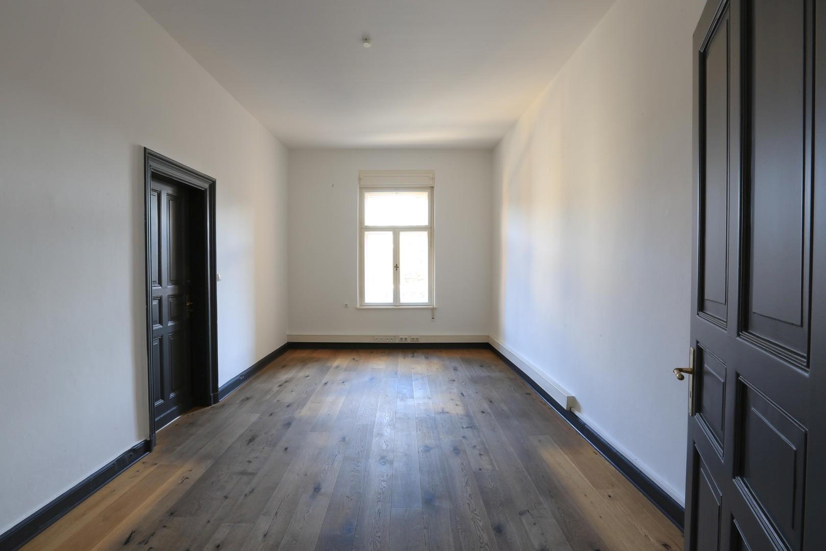 Büro 5