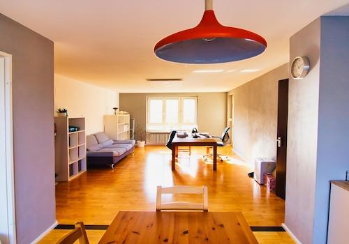 Wohnzimmer vom Esszimmer