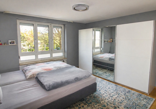 Schlafzimmer 1