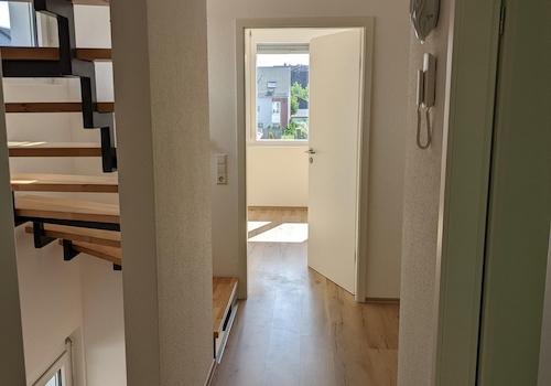 Hausgang OG zum DG