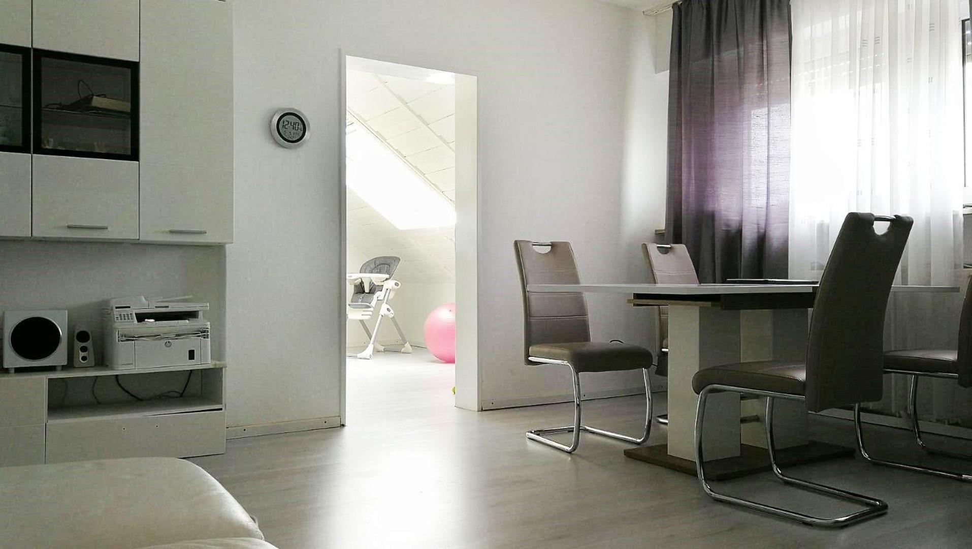 Wohnzimmer DG