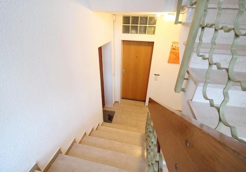 Wohnungstür links und rechts