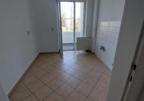Küche mit Balkon