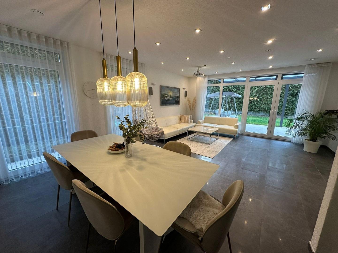 Wohnzimmer Hauptwohnung