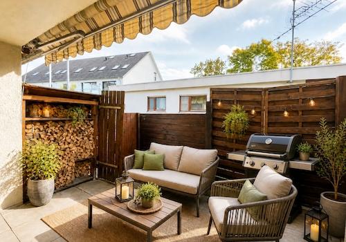 Terrasse Visuell möbliert