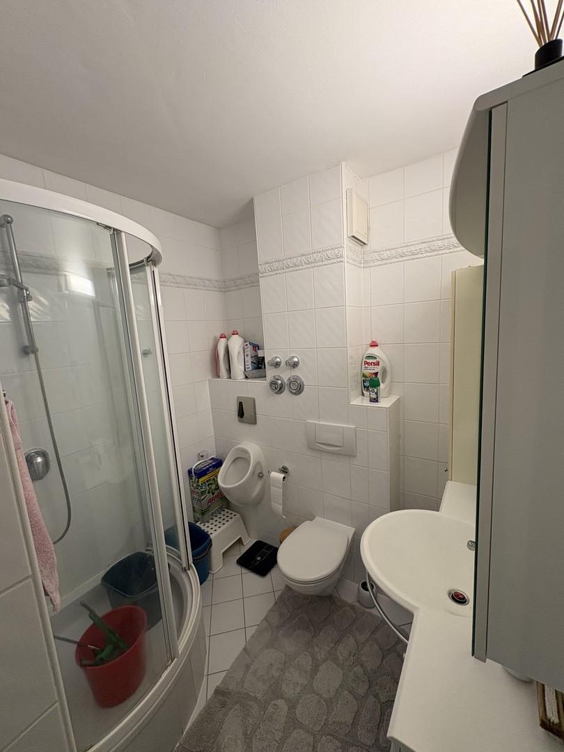 Gäste WC mit Dusche