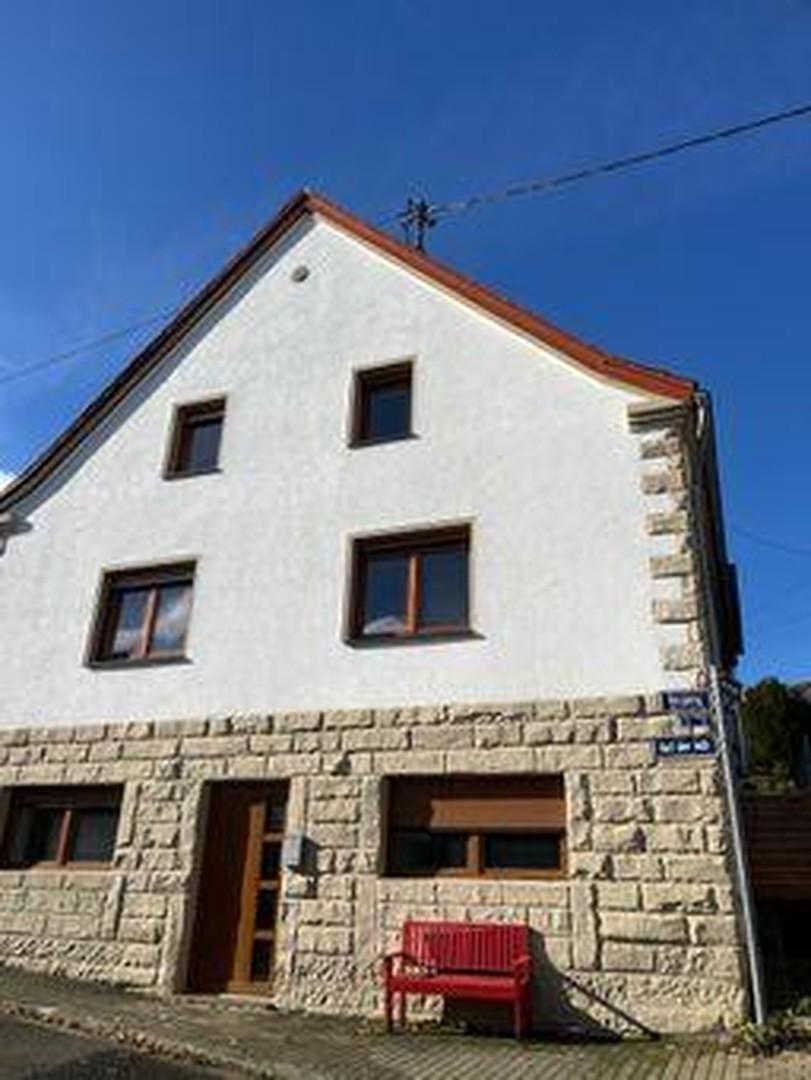 Frontansicht Haus
