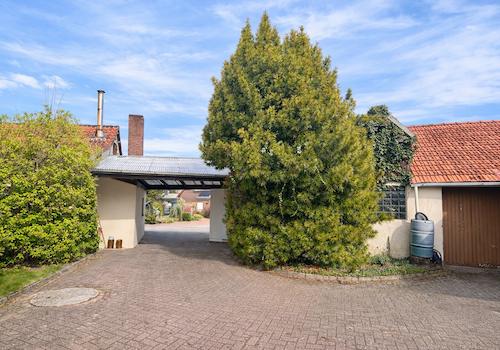 Rückseite - ehemalige Bäckerei