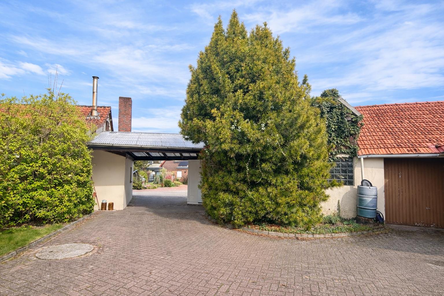 Rückseite - ehemalige Bäckerei