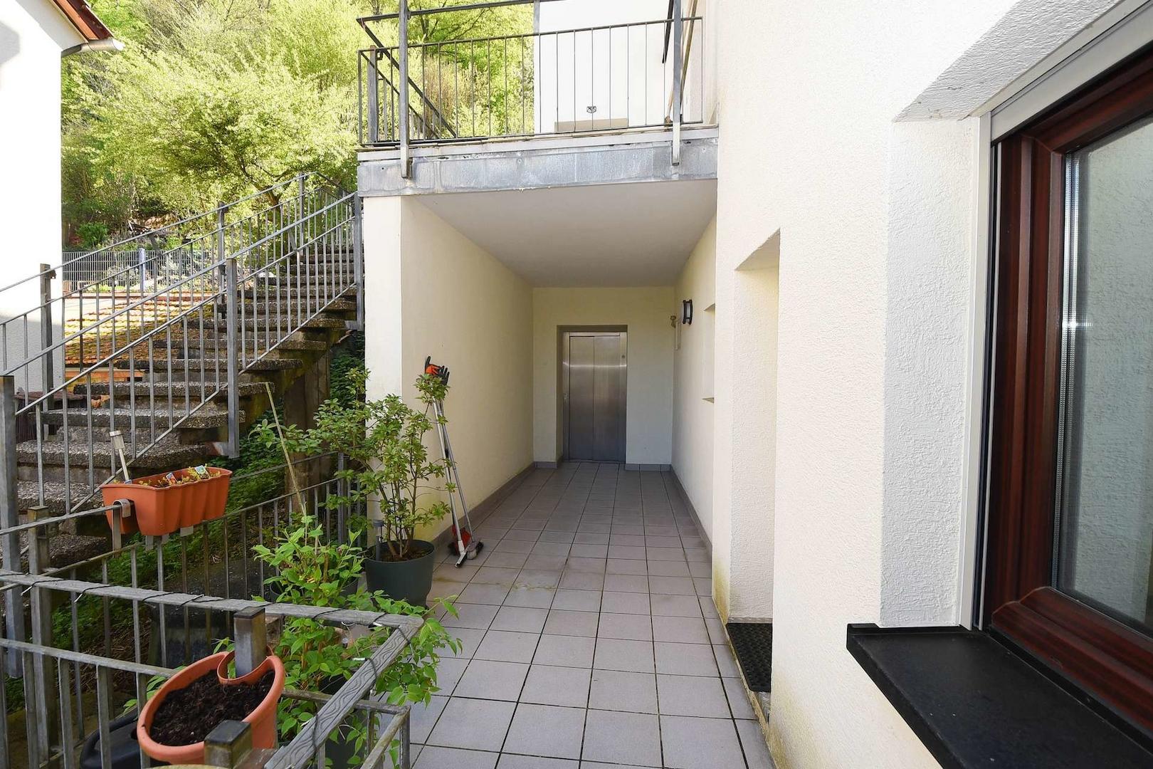 Außenbereich Aufzug