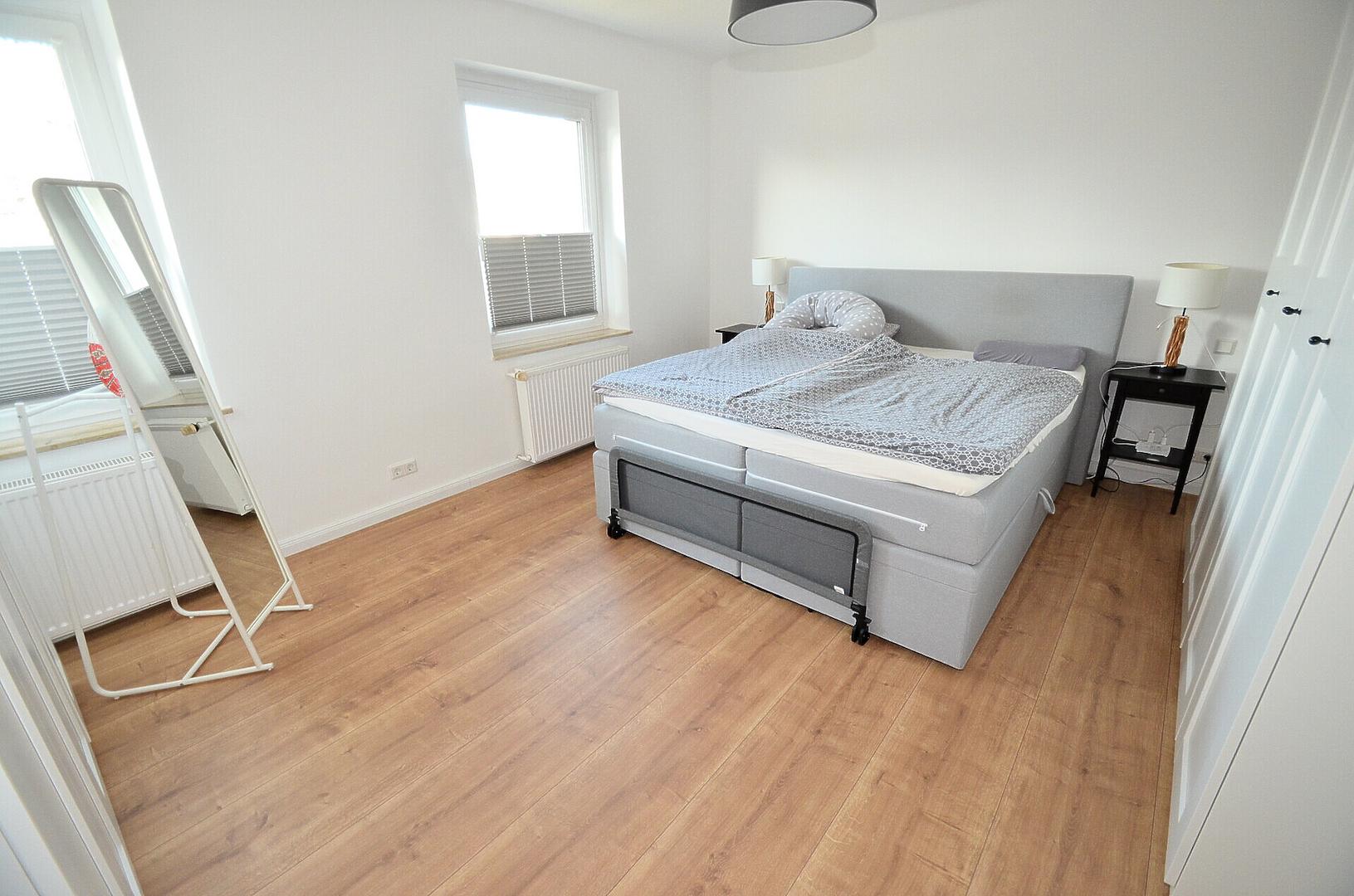Schlafzimmer OG