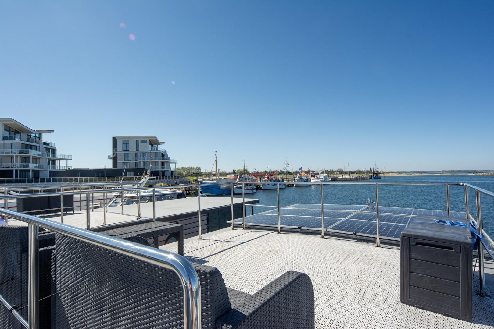Dachterrasse / Sonnendeck