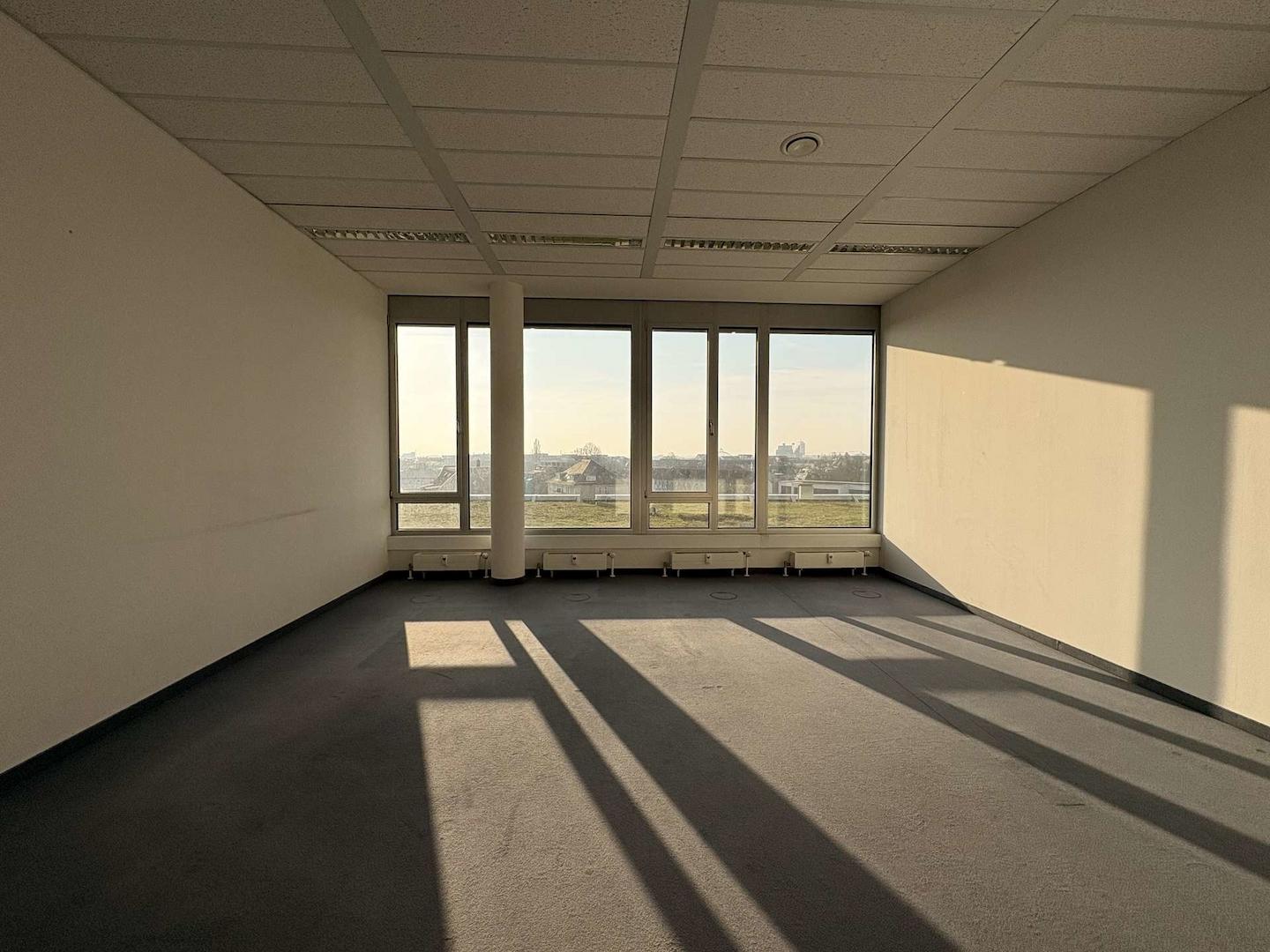 Referenzbild Büro