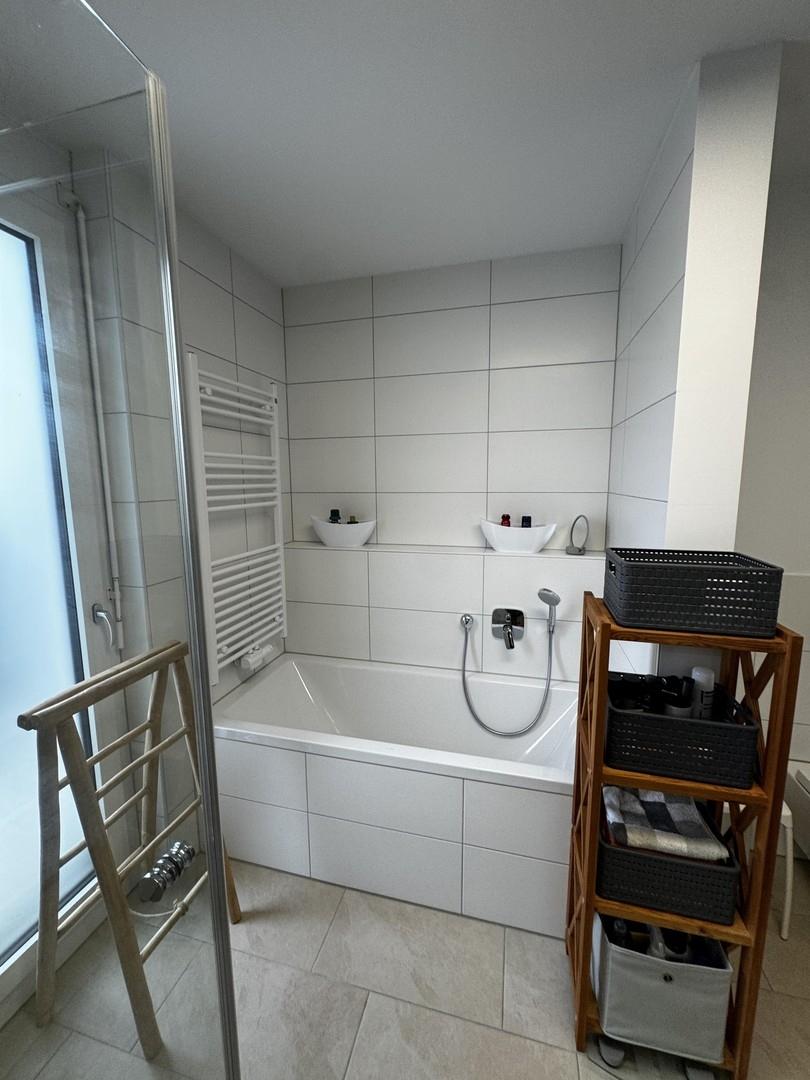 und Badewanne