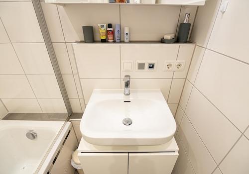 Badezimmer (Bild 2)