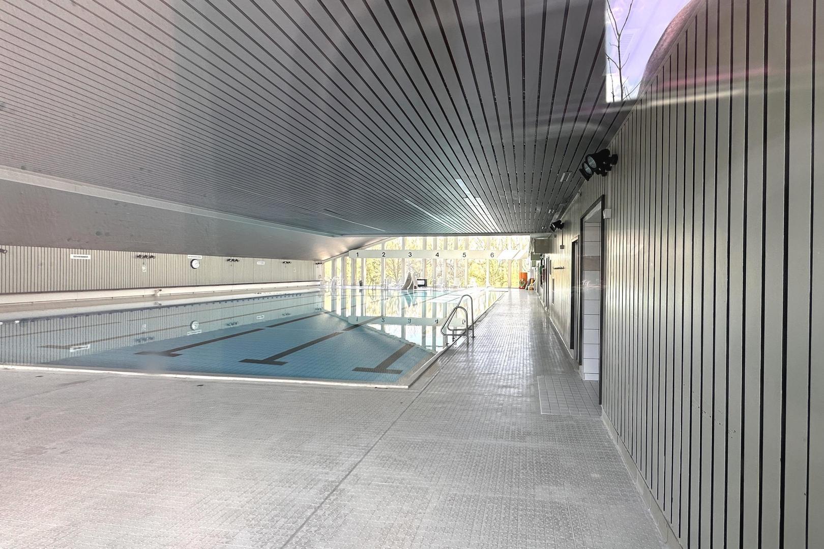 Schwimmbad