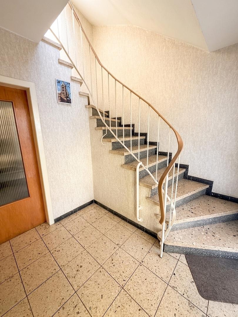 Treppenaufgang EG.
