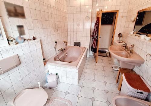 Wannenbad Dachgeschoss