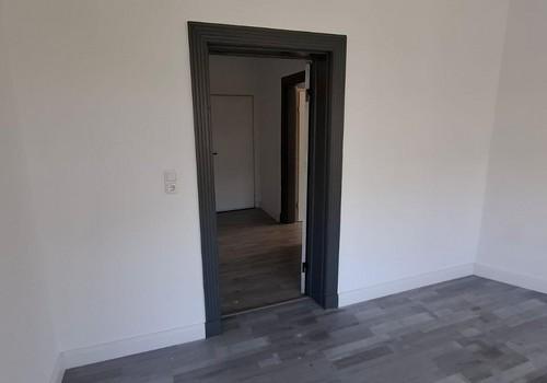 Zimmer 1 Richtung Flur