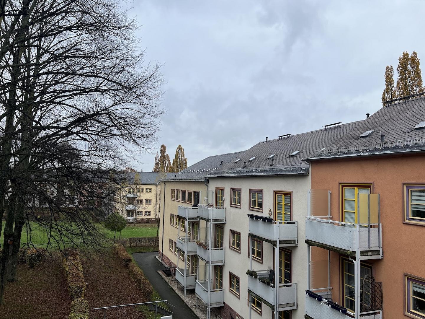 Hausansicht Balkonseite